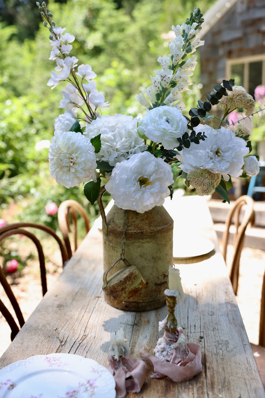 PREORDER- Creamy Summer White Bouquet