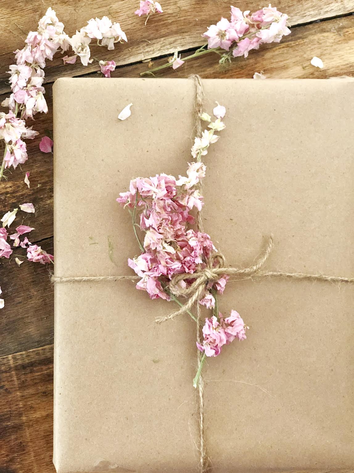 FREE TOTE Signed Copy of French Country Cottage Book & Tote Gift Set